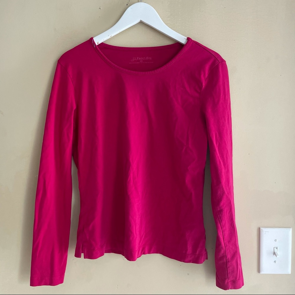 St. John’s bay long sleeve shirt (m)